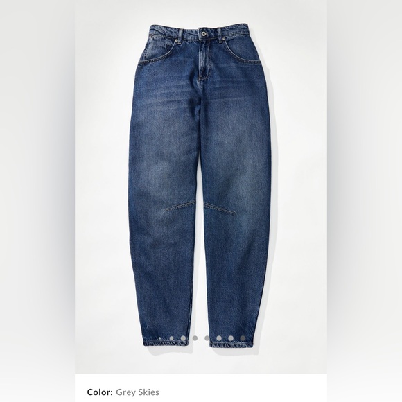 EUC We The Free Augusta Barrel Jeans Grey Skies Size 32 - Picture 4 of 12